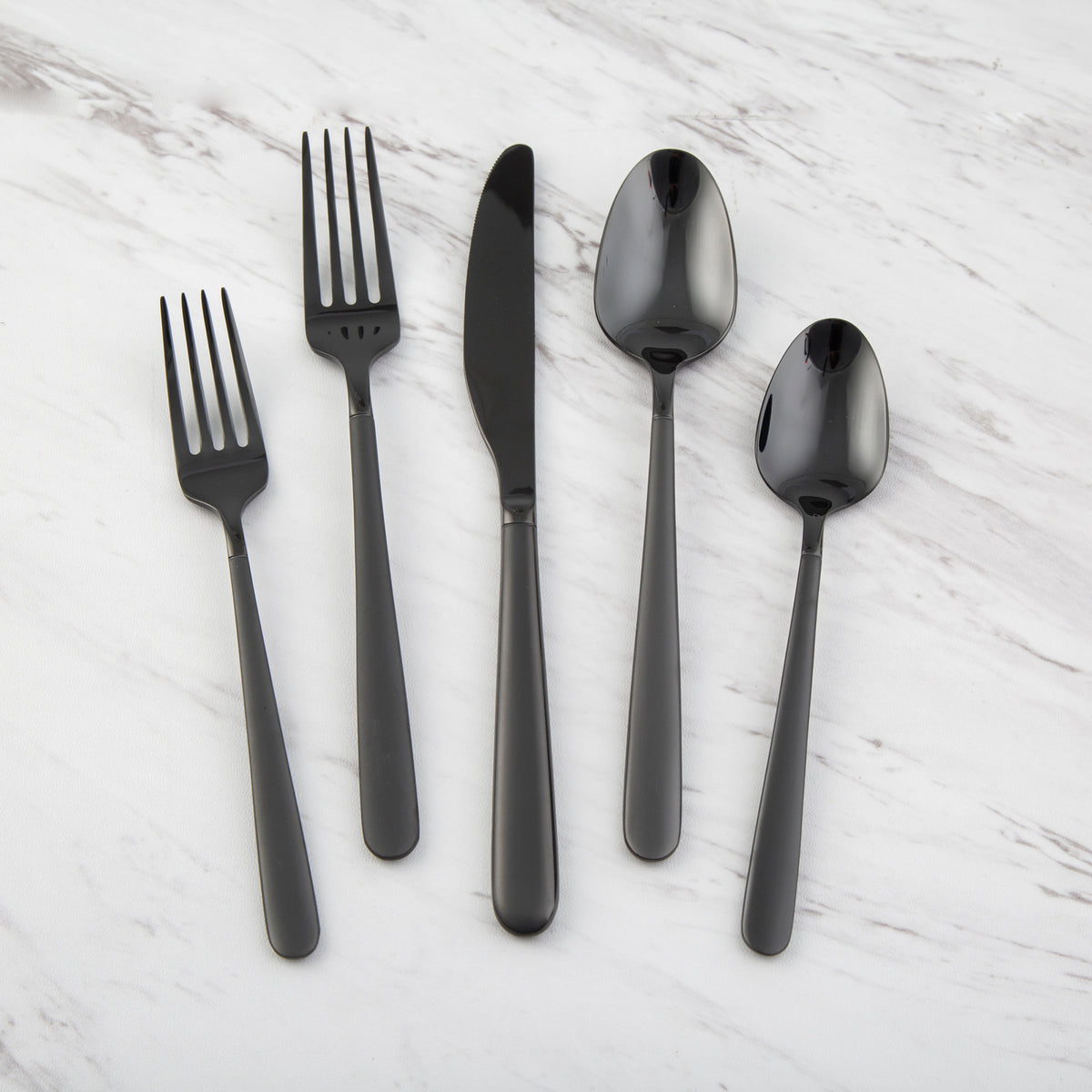 Quinn Black Sand Mirror 20-Piece Flatware Set