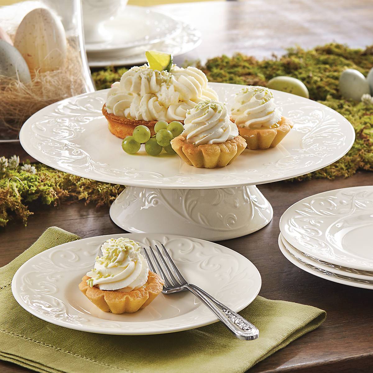 Opal Innocence Carved 4-Piece Plate Set