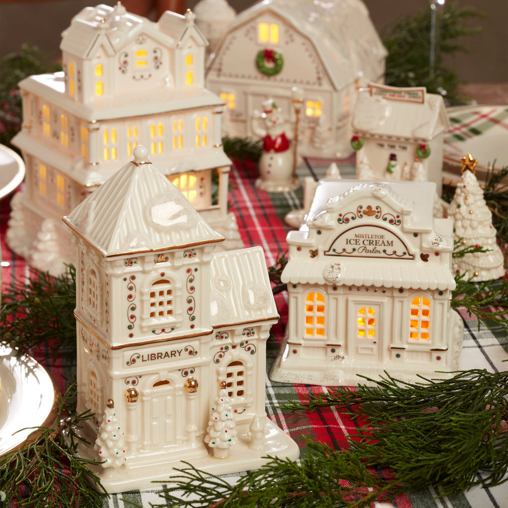 Mistletoe Park Lit Library Figurine