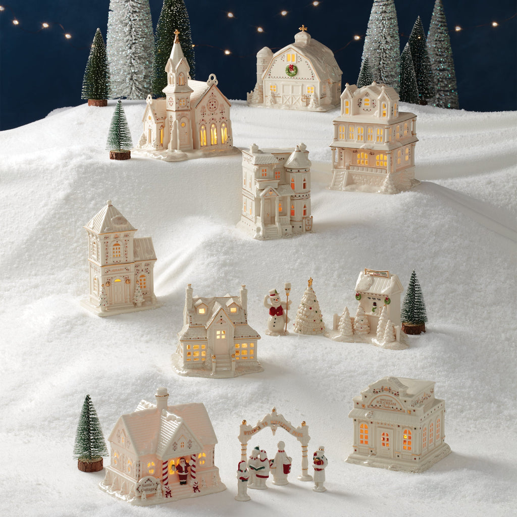 Mistletoe Park Lit Library Figurine