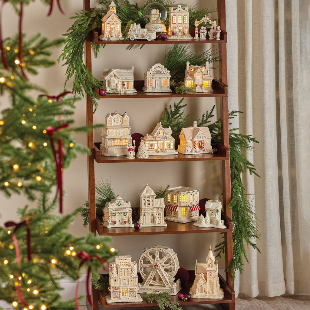 Mistletoe Park Lit Cottage & Caroler Figurine Set