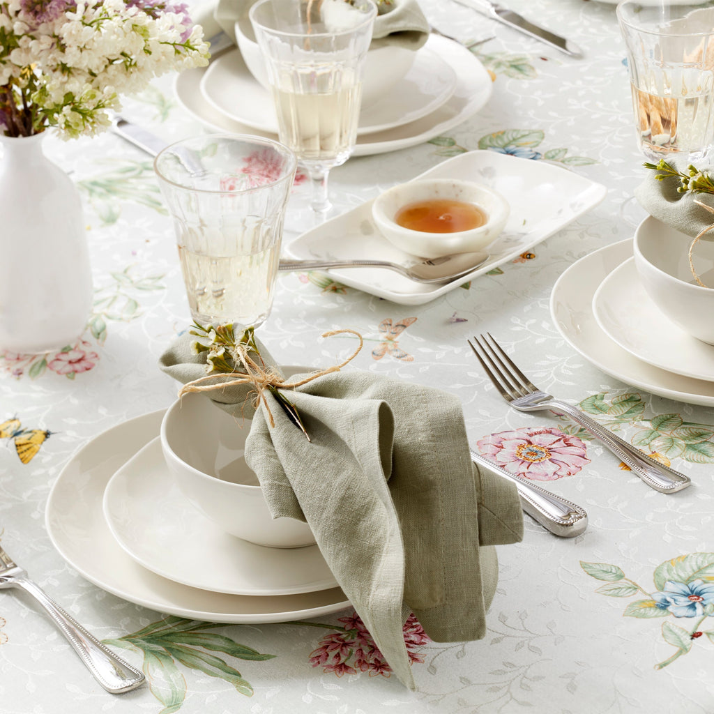 Bay Colors White Dinner Plates, Set of 4