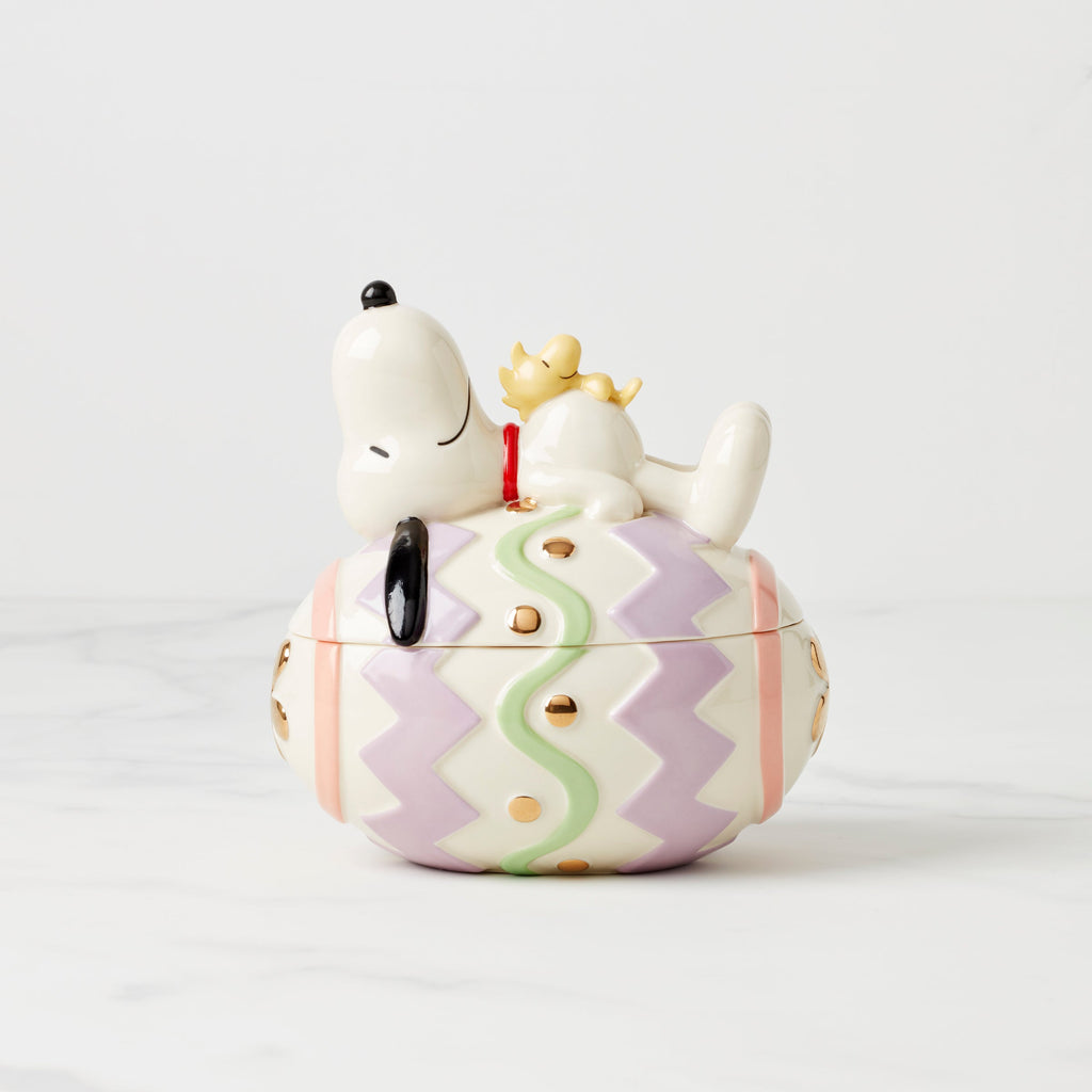 Snoopy Easter Covered Candy Dish