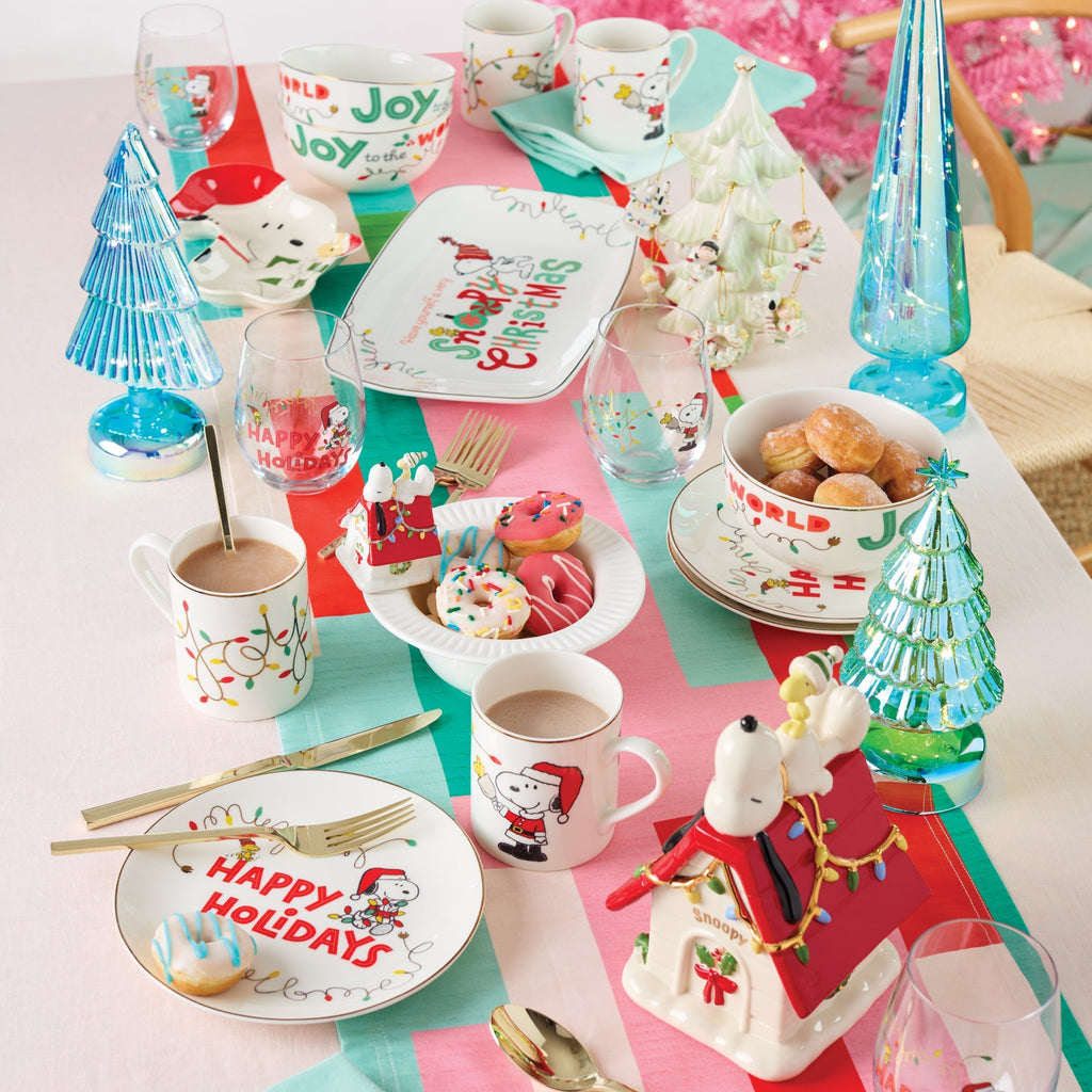 Snoopy Christmas Covered Candy Dish