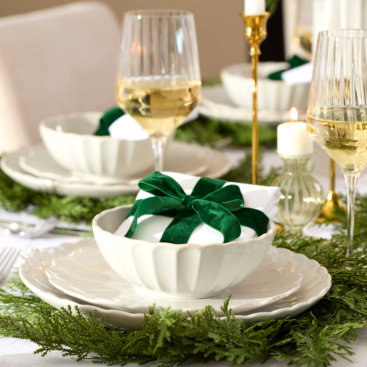 French Perle Scallop White Dinner Plates, Set of 4