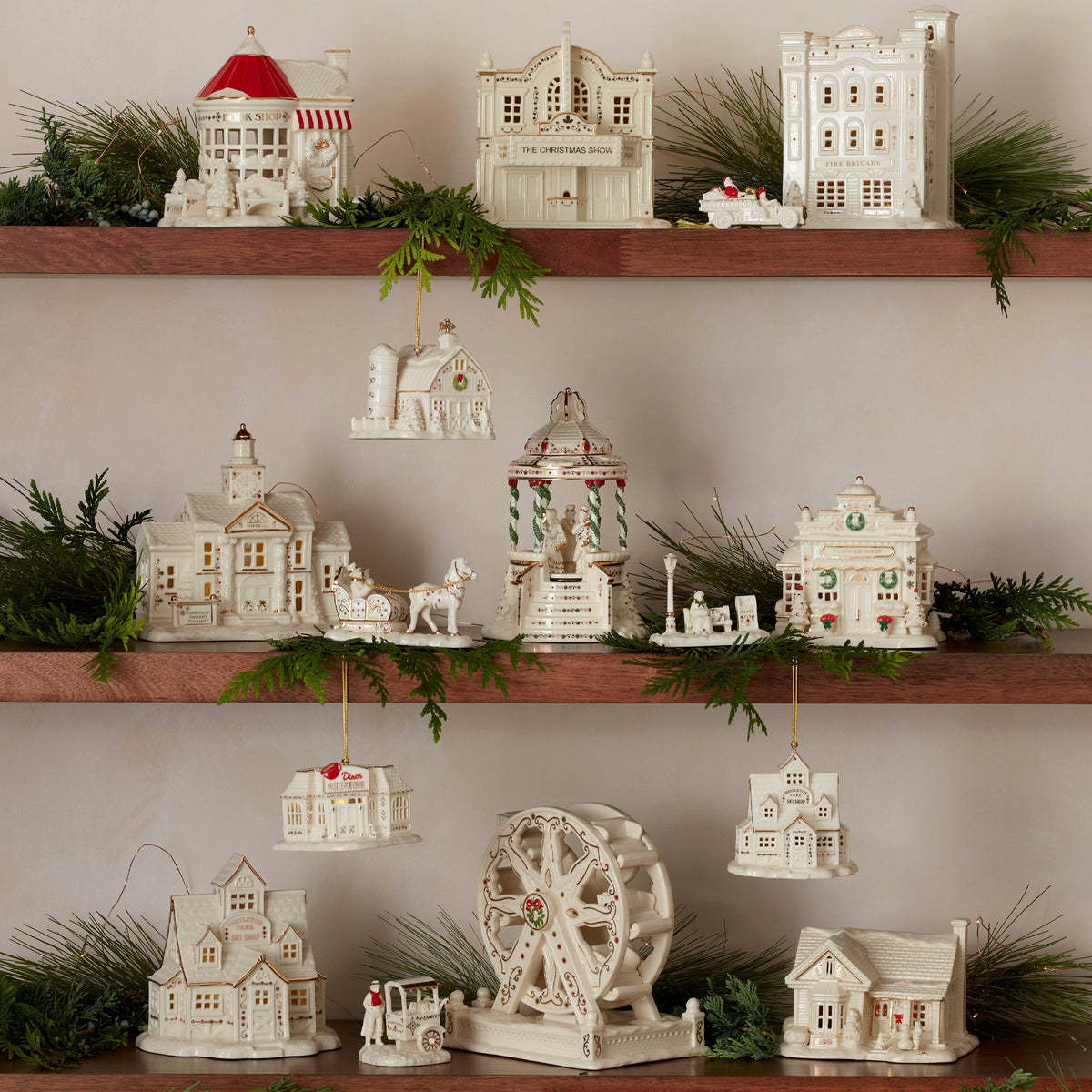 Mistletoe Park Horse & Sleigh Figurines