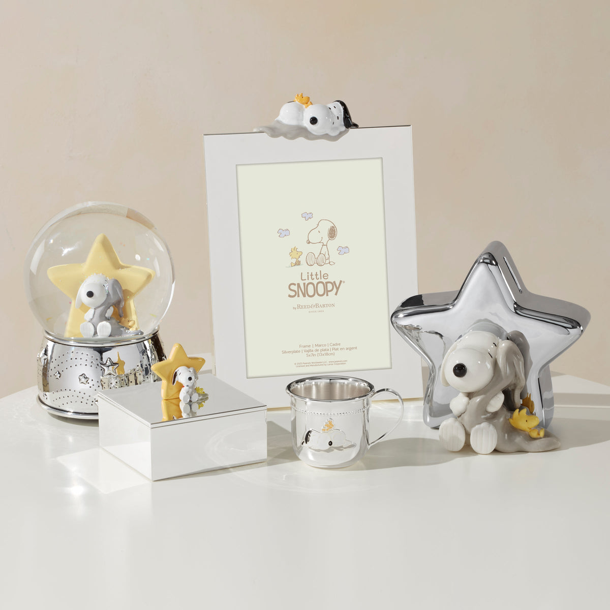 Little Snoopy Musical Water Globe