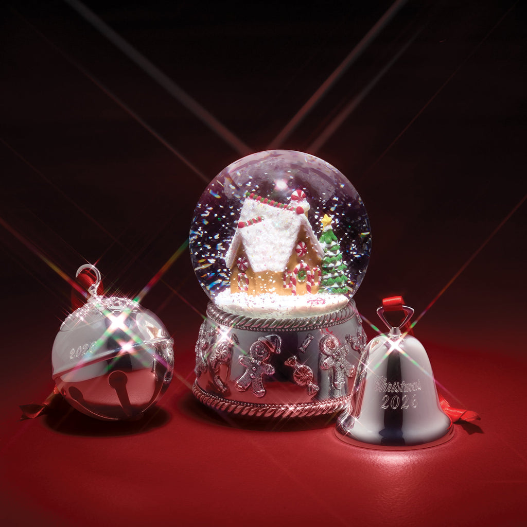 Winter Traditions Gingerbread House SP Musical Snow Globe