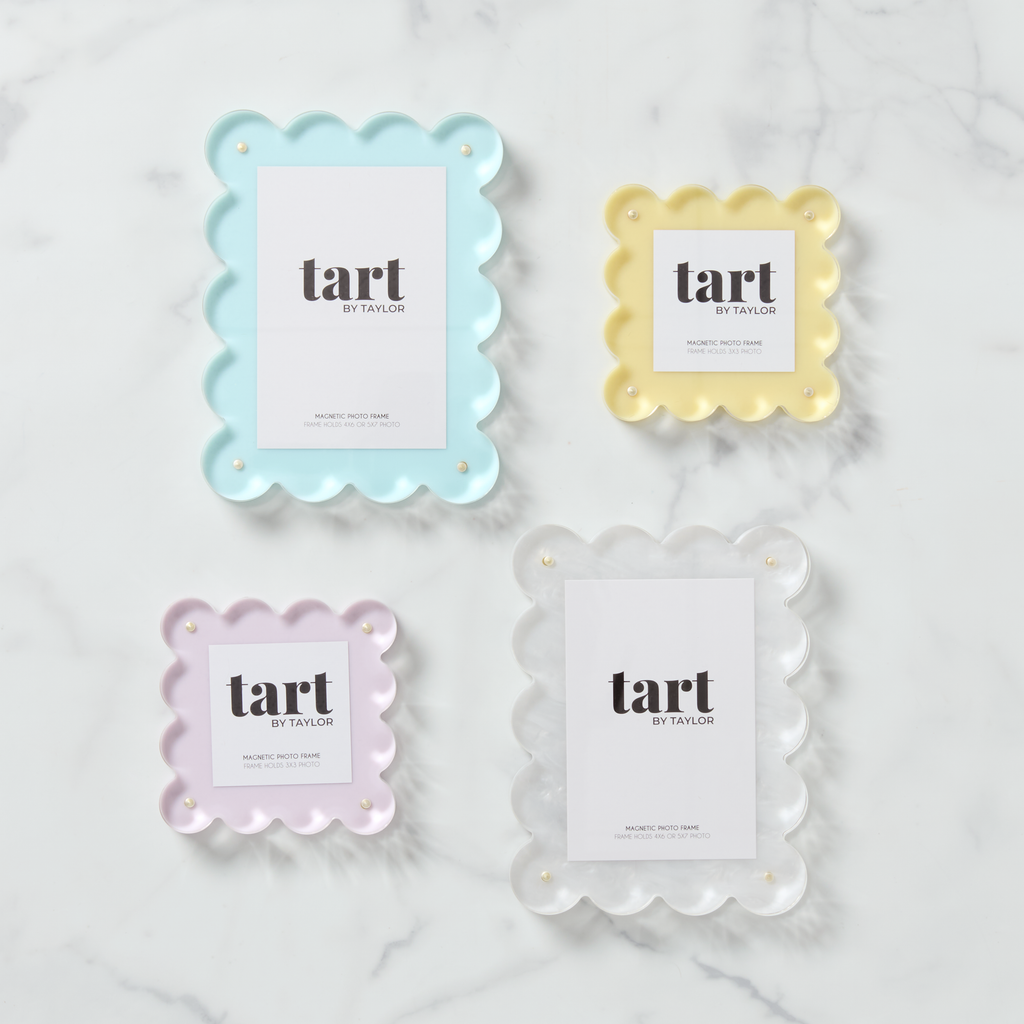 Seafoam Scalloped Acrylic Photo Frame